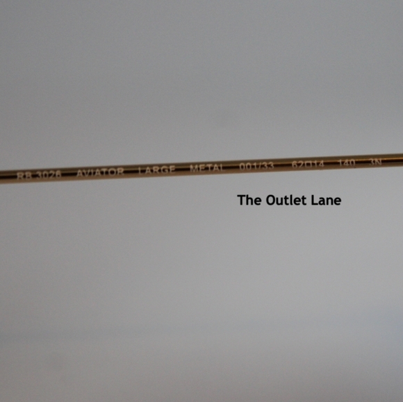 Model Display RayBan Aviator Brown Lens RB3025 Gold Frame - Picture 11 of 16